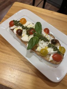 Tosta de Mozzarella de Bufala (1)